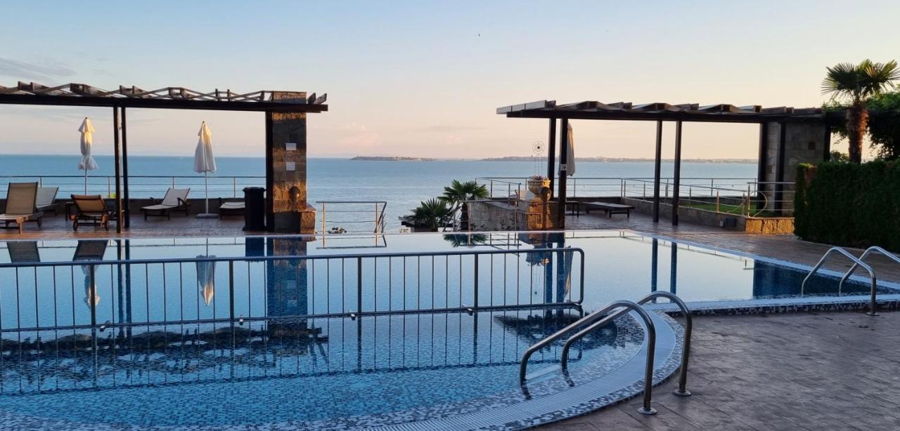 Dolce Vita II Waterfront Sunset Sea View Luxury Apartament Sveti Vlas Exteriör bild